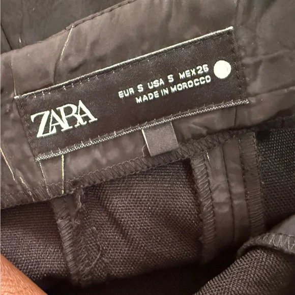 Zara Black Textured Top size Small - Picture 5 of 5